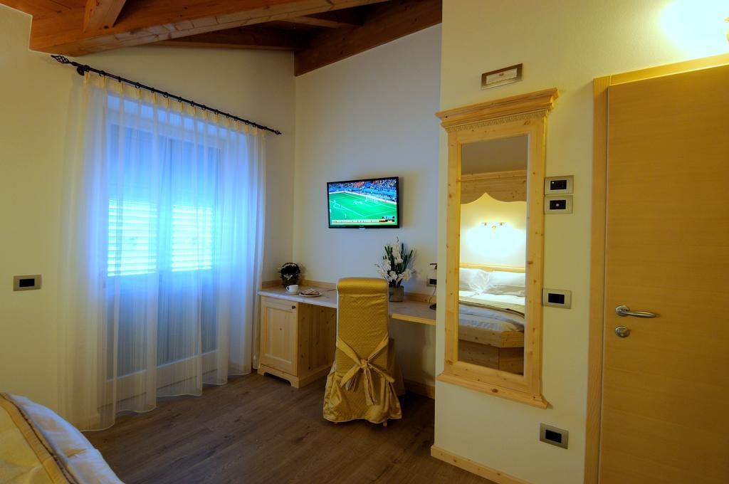 Agritur Melissa Βίλα Croviana Δωμάτιο φωτογραφία